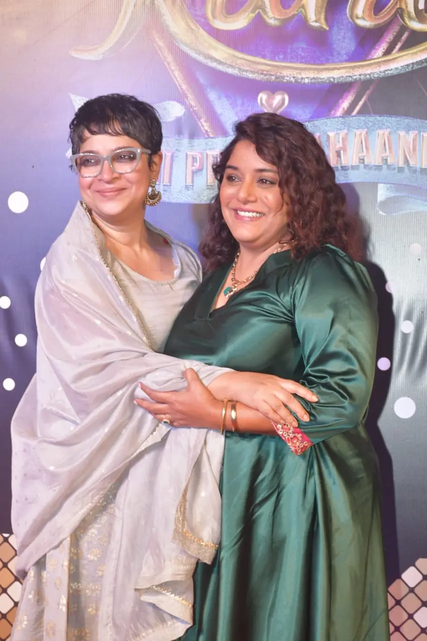 Talented actress Churni Ganguli, who plays the role of Alia Bhatt's mother in RARKPK, graced the film's screening with her captivating presence.